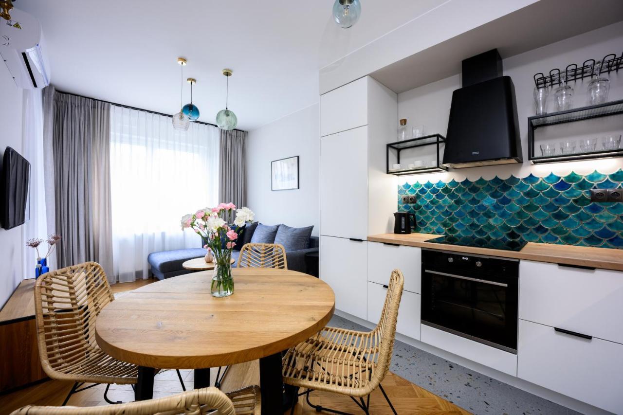 Native Apartments Barska 69 Krakow Ngoại thất bức ảnh